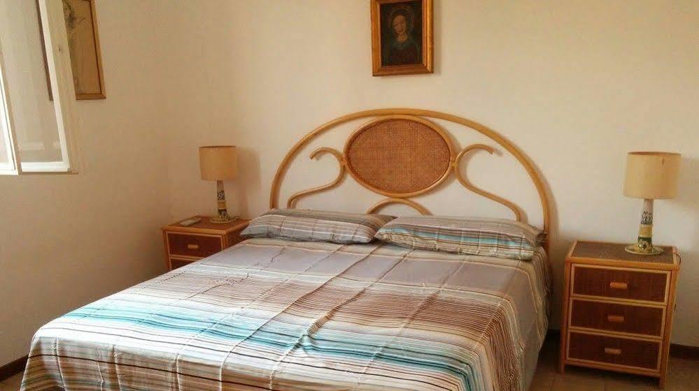 Rodia Holidays Messina Eksteriør billede
