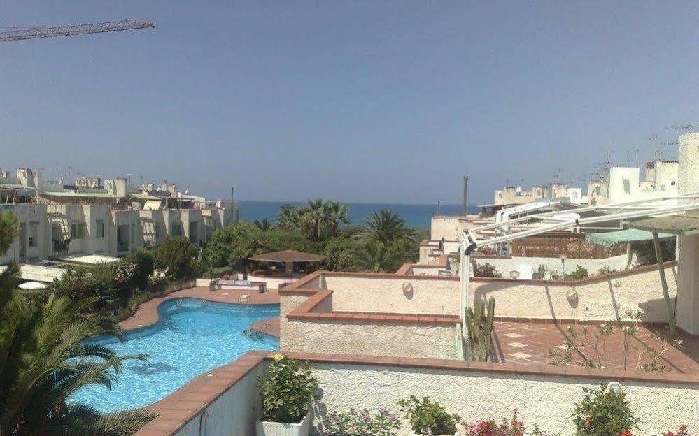 Rodia Holidays Messina Eksteriør billede